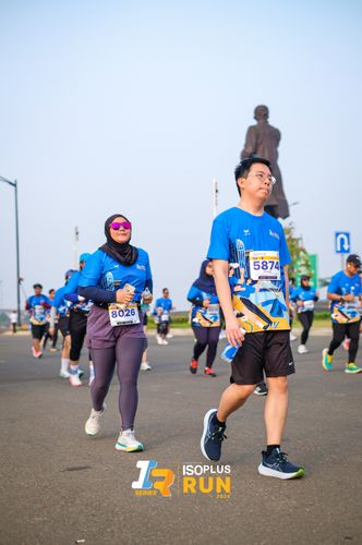 Race photo from ISOPlus Run 2024 Jakarta