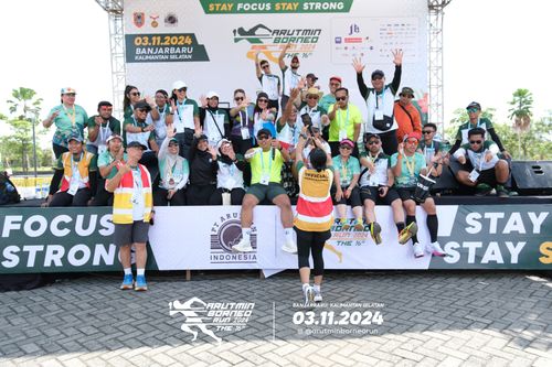 Race photo from Arutmin Borneo Run 2024