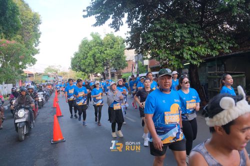 Race photo from Isoplus Run 2024 Surabaya