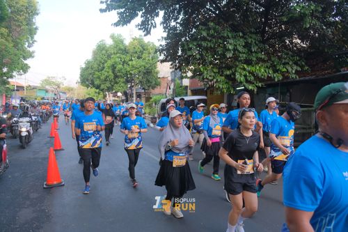 Race photo from Isoplus Run 2024 Surabaya