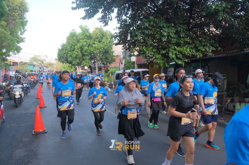 Race photo from Isoplus Run 2024 Surabaya