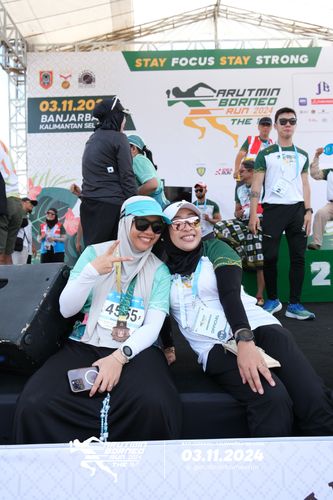 Race photo from Arutmin Borneo Run 2024