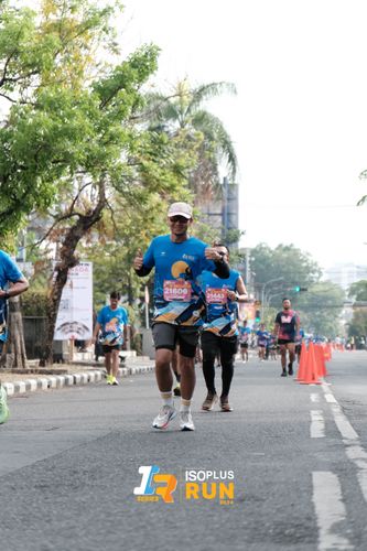 Race photo from Isoplus Run 2024 Surabaya
