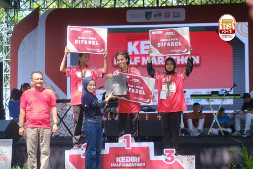 Race photo from Kediri Half Marathon 2025