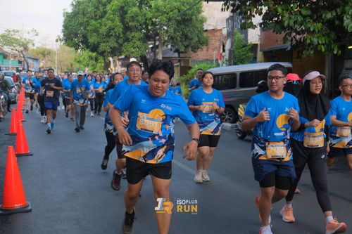 Race photo from Isoplus Run 2024 Surabaya