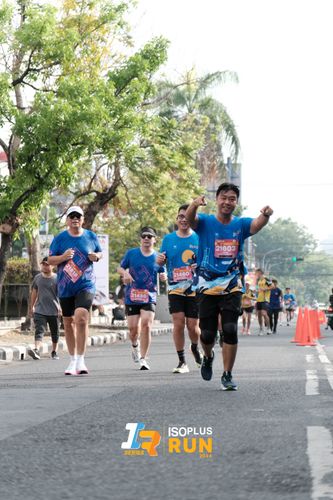 Race photo from Isoplus Run 2024 Surabaya