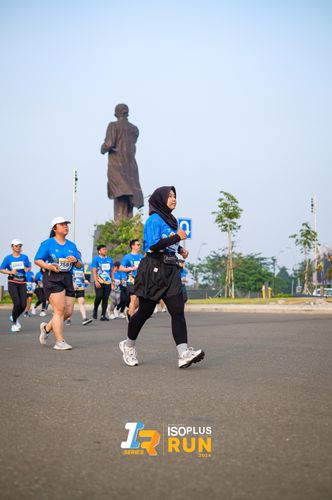 Race photo from ISOPlus Run 2024 Jakarta
