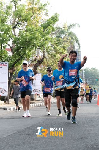 Race photo from Isoplus Run 2024 Surabaya