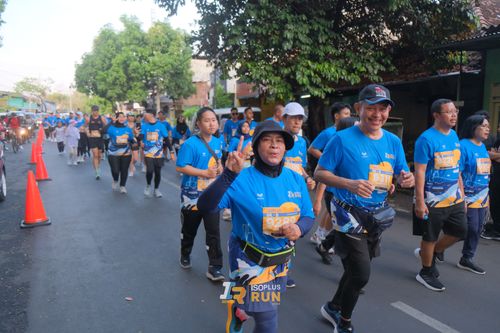 Race photo from Isoplus Run 2024 Surabaya