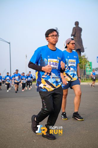 Race photo from ISOPlus Run 2024 Jakarta