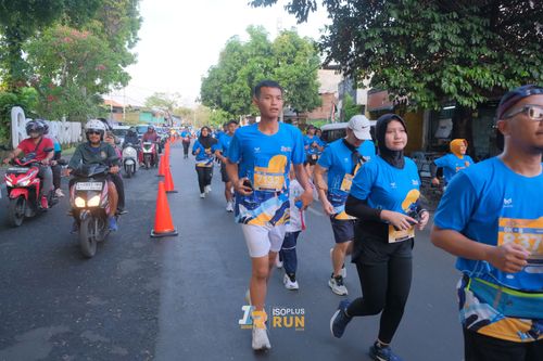 Race photo from Isoplus Run 2024 Surabaya