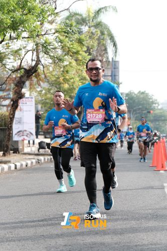 Race photo from Isoplus Run 2024 Surabaya