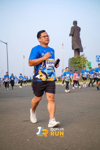Race photo from ISOPlus Run 2024 Jakarta