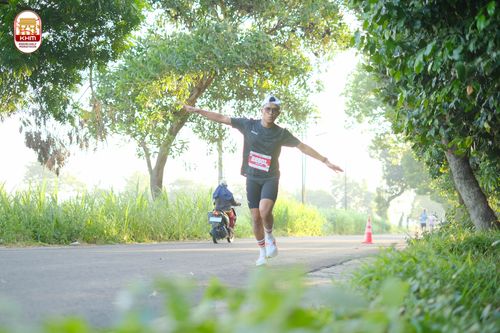 Race photo from Kediri Half Marathon 2024
