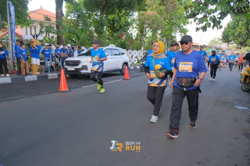 Race photo from Isoplus Run 2024 Surabaya