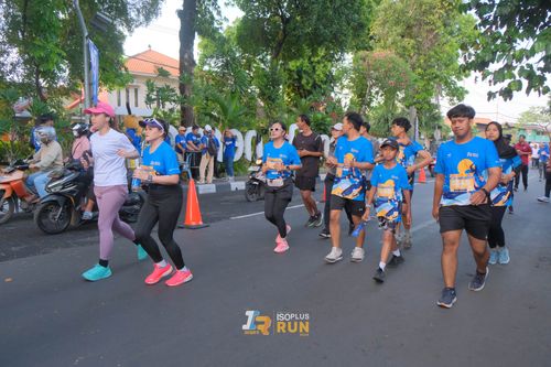 Race photo from Isoplus Run 2024 Surabaya