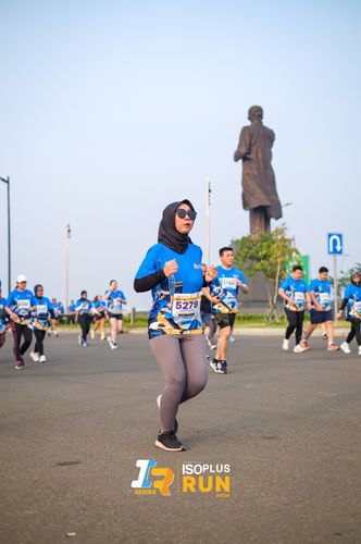 Race photo from ISOPlus Run 2024 Jakarta