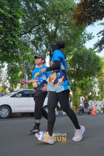 Race photo from Isoplus Run 2024 Surabaya