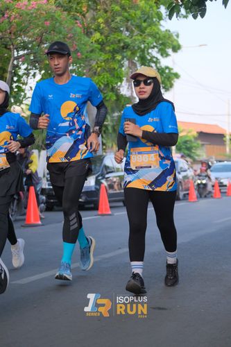 Race photo from Isoplus Run 2024 Surabaya