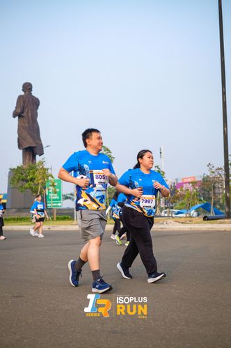 Race photo from ISOPlus Run 2024 Jakarta