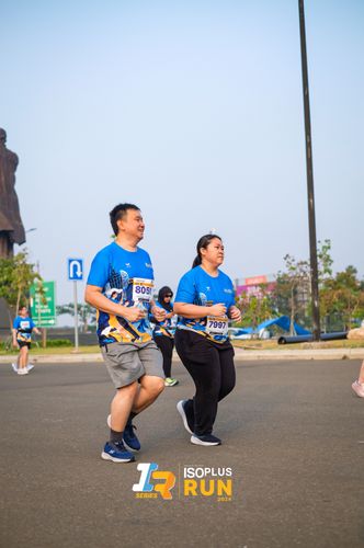 Race photo from ISOPlus Run 2024 Jakarta
