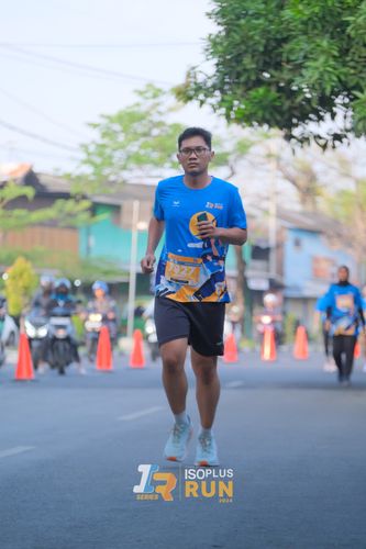 Race photo from Isoplus Run 2024 Surabaya