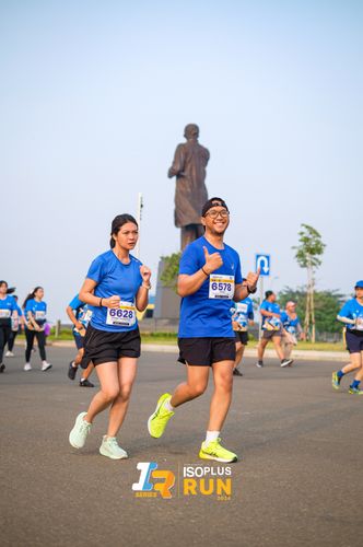 Race photo from ISOPlus Run 2024 Jakarta