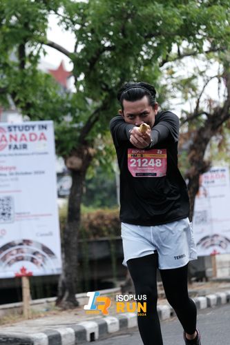 Race photo from Isoplus Run 2024 Surabaya