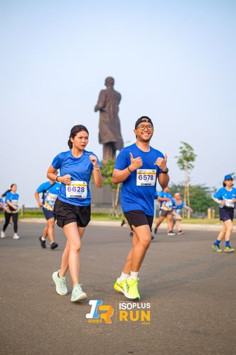Race photo from ISOPlus Run 2024 Jakarta