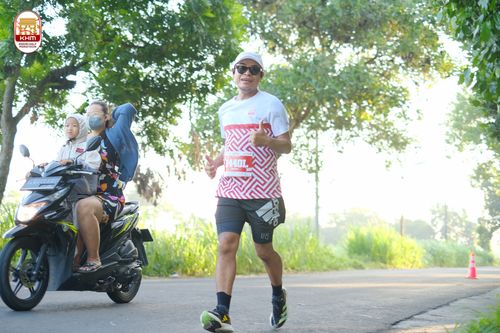 Race photo from Kediri Half Marathon 2024