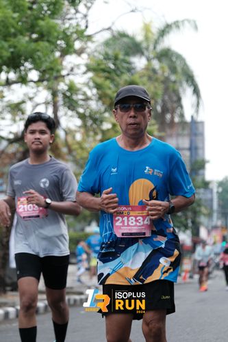 Race photo from Isoplus Run 2024 Surabaya