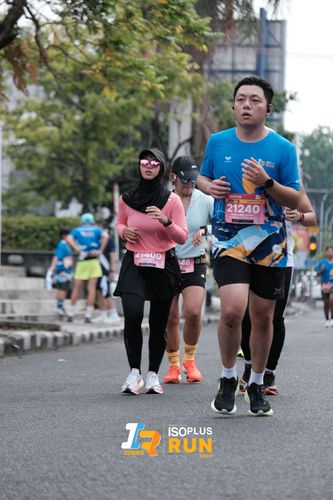 Race photo from Isoplus Run 2024 Surabaya