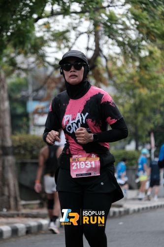 Race photo from Isoplus Run 2024 Surabaya