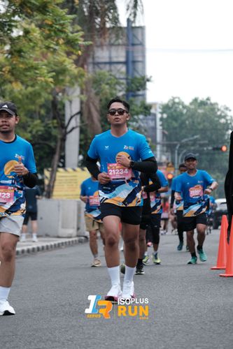 Race photo from Isoplus Run 2024 Surabaya