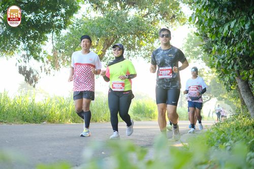 Race photo from Kediri Half Marathon 2024