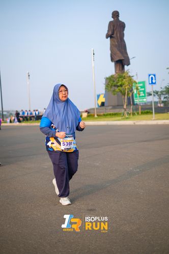 Race photo from ISOPlus Run 2024 Jakarta
