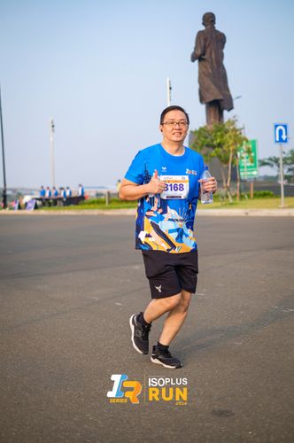 Race photo from ISOPlus Run 2024 Jakarta