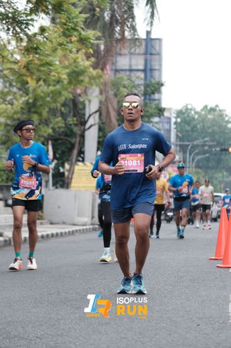 Race photo from Isoplus Run 2024 Surabaya