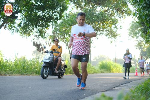 Race photo from Kediri Half Marathon 2024