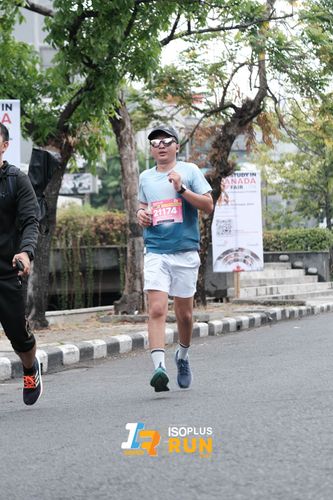Race photo from Isoplus Run 2024 Surabaya