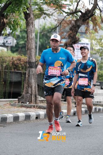 Race photo from Isoplus Run 2024 Surabaya