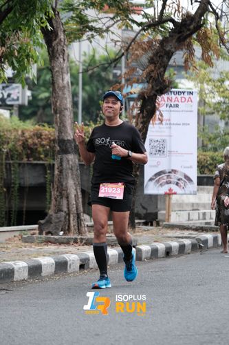 Race photo from Isoplus Run 2024 Surabaya