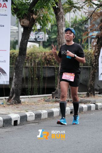 Race photo from Isoplus Run 2024 Surabaya