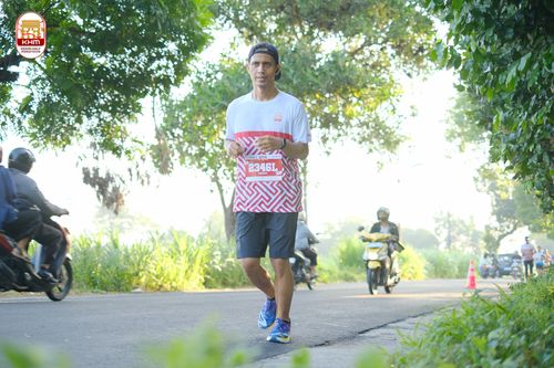 Race photo from Kediri Half Marathon 2024