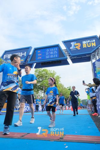 Race photo from Isoplus Run 2024 Surabaya