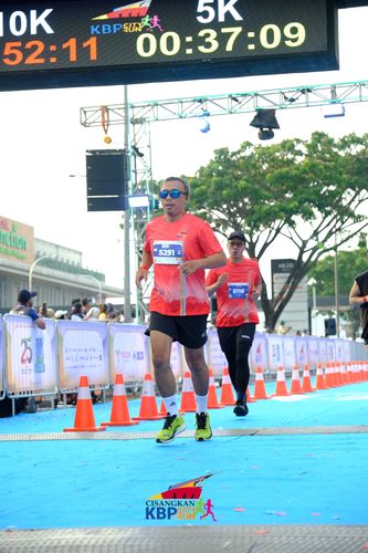 Race photo from CISANGKAN KBP CITY RUN 2025