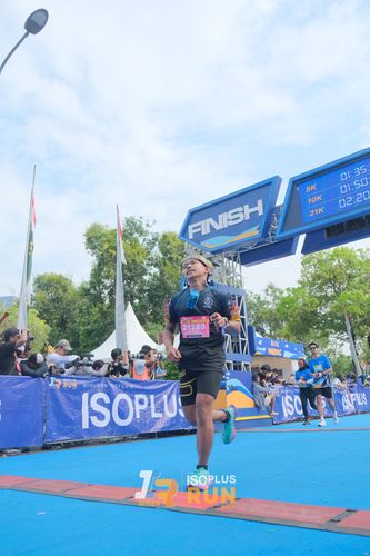 Race photo from Isoplus Run 2024 Surabaya