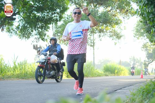 Race photo from Kediri Half Marathon 2024
