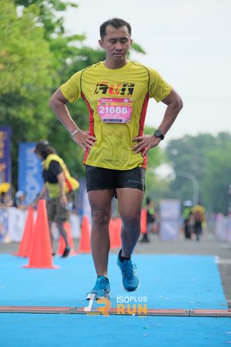 Race photo from Isoplus Run 2024 Surabaya