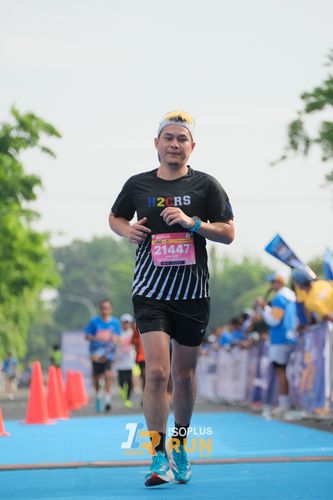 Race photo from Isoplus Run 2024 Surabaya